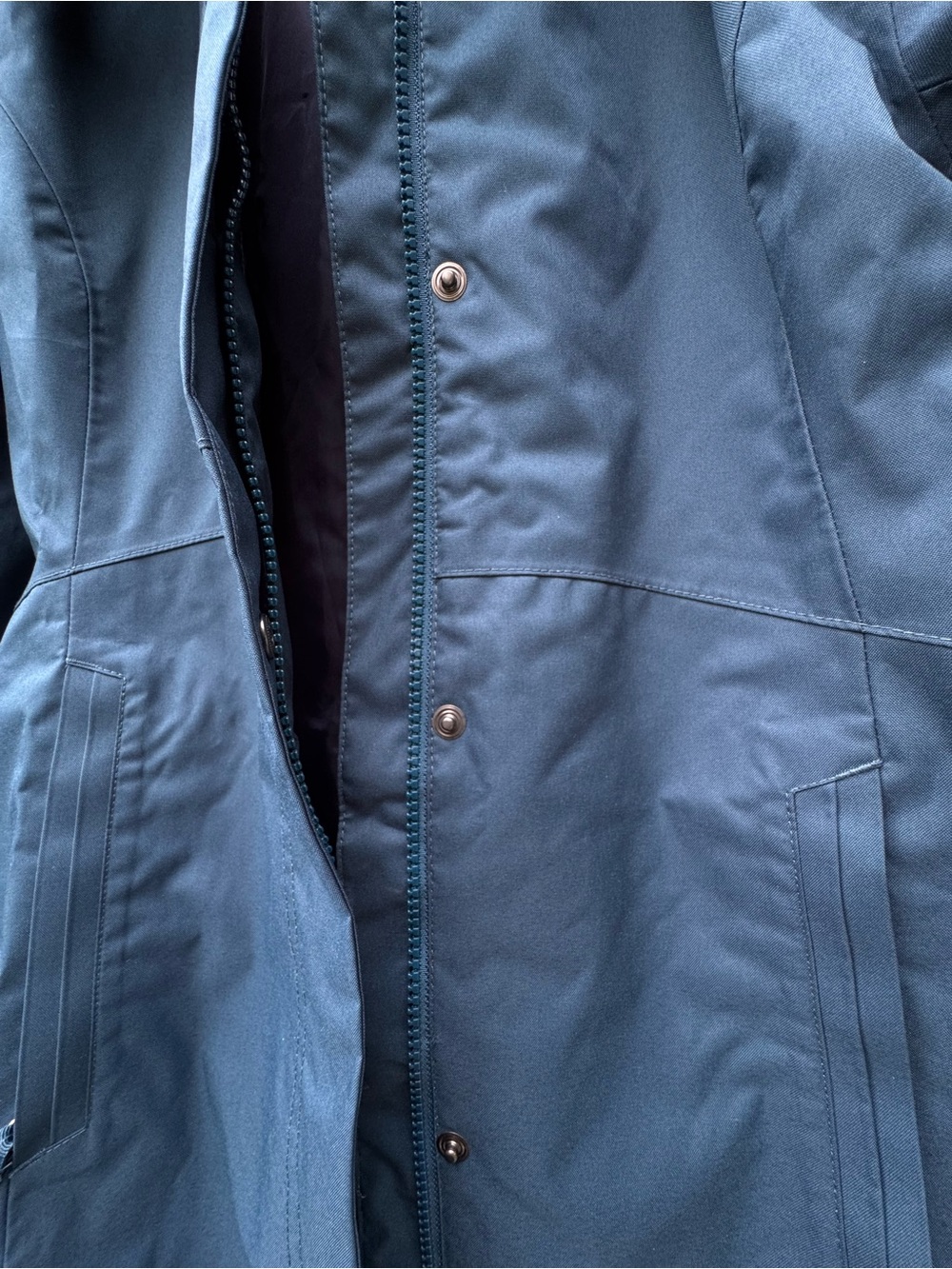 Eddie Bauer Teal Raincoat with Hood - Women’s - Picture 4 of 7